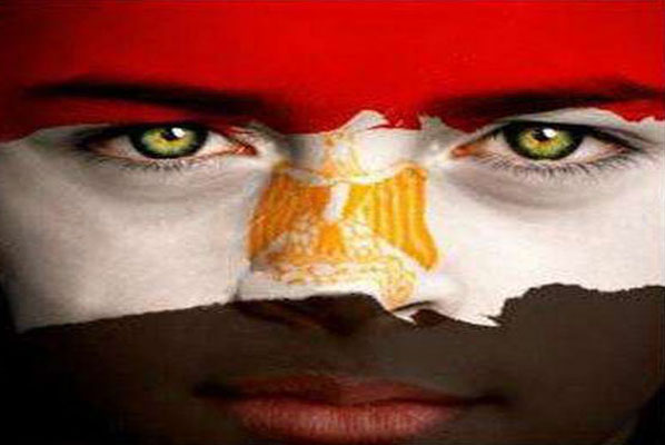 صور رسم علم مصر على وجة طفل مصري Drawing Egypt Flag On kid Face 